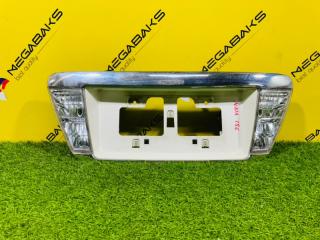 Накладка на багажник TOYOTA CROWN MAJESTA UZS186 3UZ-FE 1 ракурс