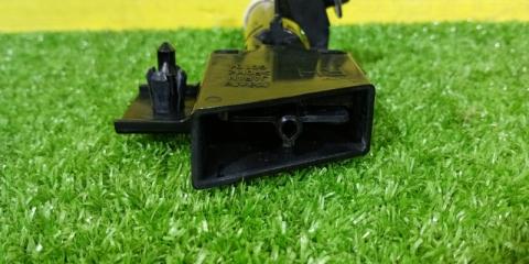 Форсунка омывателя правая SUBARU IMPREZA GP7 FB20 86636FJ050 4 ракурс