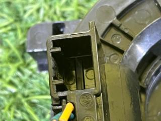 Шлейф-лента air bag TOYOTA IST NCP115 1NZ-FE 8430612100 3 ракурс