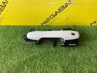 Ручка двери левая задняя TOYOTA VOXY ZRR80 3ZR-FAE 6921328030 1 ракурс