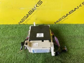 Блок body control TOYOTA VITZ NSP130 1NR-FKE 89221-52420 1 ракурс