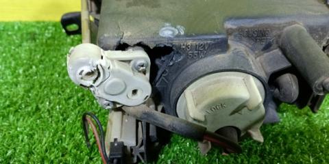 Туманка правая MITSUBISHI DIAMANTE F36A 6G72 MR392276 5 ракурс