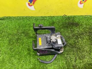 Радар-детектор TOYOTA PROGRES JCG11 2JZ-FSE 8821051030 2 ракурс