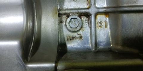 Клапанная крышка правая SUBARU FORESTER SH5 EJ204 13264AA390 3 ракурс