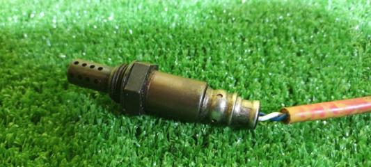 Лямбда-зонд DAIHATSU SONICA L405S KF-DET 89465-B2030 2 ракурс