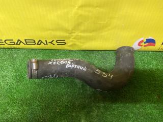 Патрубок системы охлаждения TOYOTA TOYOACE XZC605 N04C-T 2 ракурс