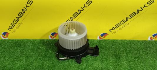 Мотор печки TOYOTA ESQUIRE ZWR80 2ZR-FXE 8710348160 3 ракурс