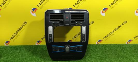 Консоль магнитофона NISSAN LEAF ZE0 EM61 682603NA0A 1 ракурс