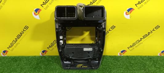 Консоль магнитофона NISSAN LEAF ZE0 EM61 682603NA0A 5 ракурс