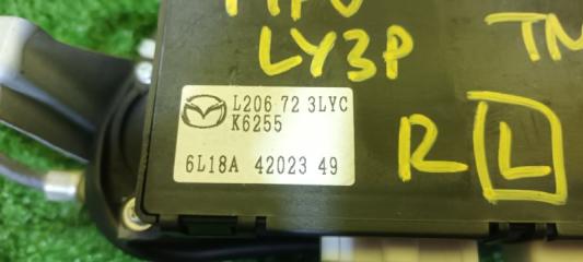 Доводчик двери левый задний MAZDA MPV LY3P L3-VE L206723LYC 2 ракурс
