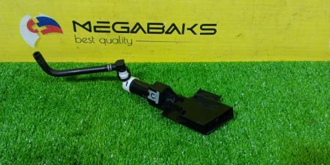 Форсунка омывателя левая передняя SUBARU IMPREZA GP7 60104 1 ракурс