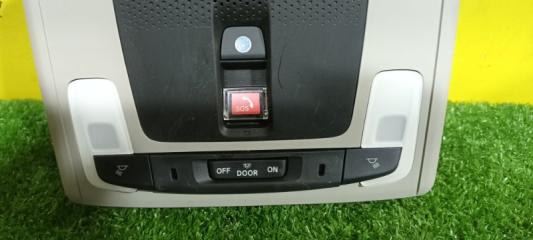 Плафон передний HONDA VEZEL RV6 LEC 34440-3M0-J01ZB 2 ракурс Плафон передний HONDA VEZEL RV6 LEC 34440-3M0-J01ZB 2 ракурс