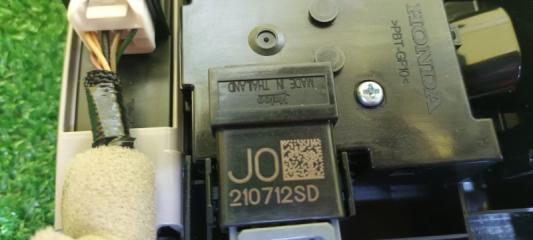 Плафон передний HONDA VEZEL RV6 LEC 34440-3M0-J01ZB 5 ракурс
