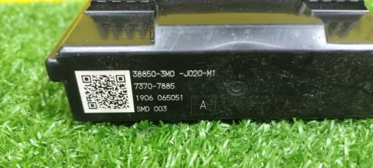 Электронный блок HONDA VEZEL RV6 LEC 38850-3M0-J020-M1 4 ракурс