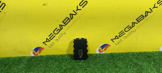 Электронный блок TOYOTA C-HR ZYX10 2ZR-FXE 89111-33190 1 ракурс