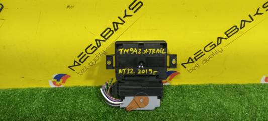 Электронный блок NISSAN X-TRAIL NT32 MR20DD 36032 6FL0C 3 ракурс