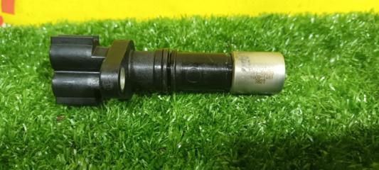 Датчик положения коленвала TOYOTA C-HR ZYX10 2ZR-FXE 90919-05070 2 ракурс