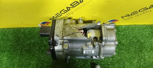 Компрессор кондиционера TOYOTA C-HR ZYX10 2ZR-FXE 8837047092 2 ракурс