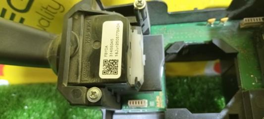 Блок подрулевых переключателей VOLVO V40 MV B4154T4 31456045 4 ракурс Блок подрулевых переключателей VOLVO V40 MV B4154T4 31456045 4 ракурс