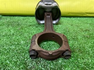 Поршень NISSAN SERENA C25 MR20DE 3 ракурс Поршень NISSAN SERENA C25 MR20DE 3 ракурс
