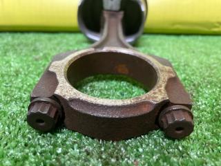 Поршень с шатуном левый TOYOTA MARK X GRX130 4GR-FSE 4 ракурс