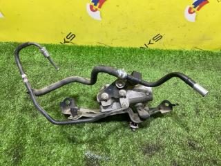 Распределитель тормозной TOYOTA PRIUS NHW20 4727047010 4 ракурс