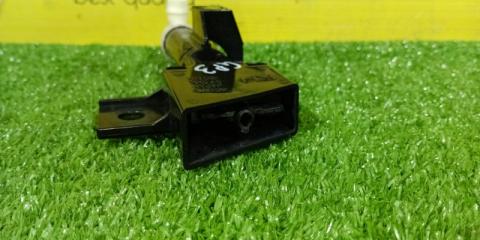 Форсунка омывателя правая SUBARU IMPREZA GP3 60104 3 ракурс