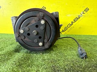 Компрессор кондиционера NISSAN GLORIA MY33 VQ25DE 926004P103 3 ракурс