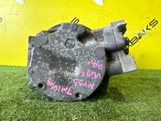 Компрессор кондиционера NISSAN GLORIA MY33 VQ25DE 926004P103 4 ракурс