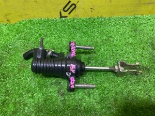 Главный цилиндр сцепления TOYOTA VITZ NCP131 1NZ-FE 3142052050 3 ракурс