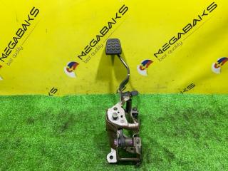 Педаль сцепления TOYOTA VITZ NCP131 1NZ-FE 3130152160 3 ракурс