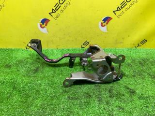 Педаль сцепления TOYOTA VITZ NCP131 1NZ-FE 3130152160 4 ракурс