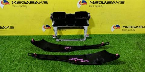 Консоль магнитофона TOYOTA BELTA SCP92 2SZ-FE 55405-52640 4 ракурс
