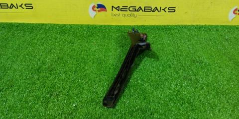 Уголок жабо левый TOYOTA COROLLA CROSS ZSG10 2ZR-FAE 53824-16010 4 ракурс