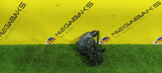 Замок 5-й двери TOYOTA IST NCP110 1NZ-FE 6935028150 2 ракурс