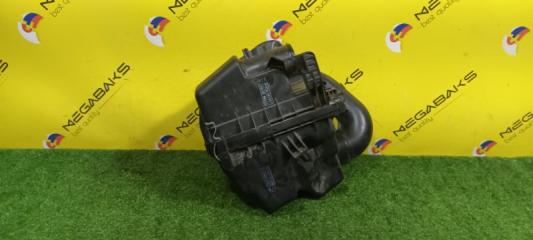 Корпус воздушного фильтра TOYOTA PROBOX NCP165 1NZ-FE 1770121100 4 ракурс