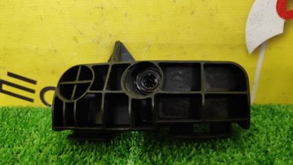 Крепление бампера левое заднее TOYOTA AURIS NZE154H 52563-12030 2 ракурс