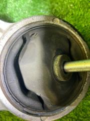 Подушка двигателя левая передняя SUZUKI AERIO RD51S M18A 11620-54G02 3 ракурс