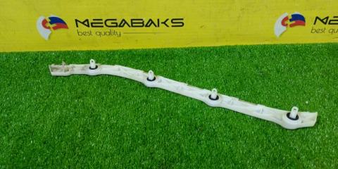 Крепление бампера правое заднее TOYOTA ISIS ZNM10 52155-44060 3 ракурс