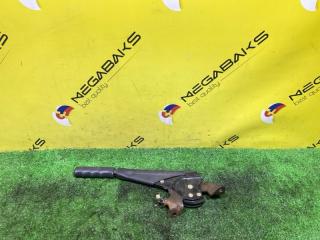 Ручка ручника MITSUBISHI DELICA P35W 4D56 1 ракурс Ручка ручника MITSUBISHI DELICA P35W 4D56 1 ракурс