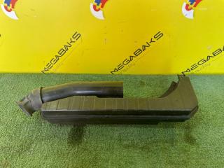 Патрубок воздушного фильтра SUZUKI SPLASH XB32S K12B 71L-R01 1 ракурс