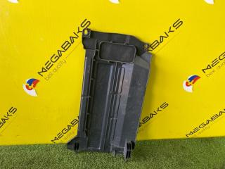 Защита радиатора правая TOYOTA SPADE NCP145 1NZ-FE 2 ракурс