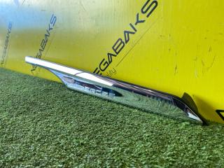Накладка на багажник левая задняя TOYOTA COROLLA CROSS ZSG10 2ZR-FAE 62506-16020 3 ракурс