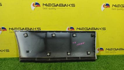 Накладка на дверь левая задняя SUZUKI ESCUDO TD94W H27A 7769065J00 5 ракурс