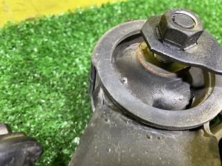 Подушка редуктора TOYOTA COROLLA NZE124 1NZ-FE 5238032020 3 ракурс
