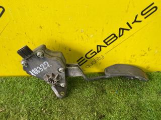 Педаль подачи топлива TOYOTA CAMRY ACV40 7811033010 1 ракурс