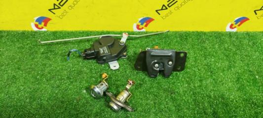 Замок 5-й двери MITSUBISHI DION CR9W MR432679 1 ракурс
