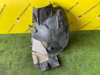 Подкрылок правый передний MERCEDES-BENZ C-CLASS W204 M271DE18 A2046984030 2 ракурс
