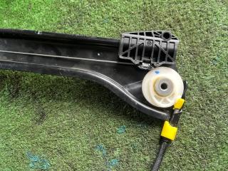 Стеклоподъемник правый передний BMW 7-SERIES E65 N62B44A 51337202480 4 ракурс