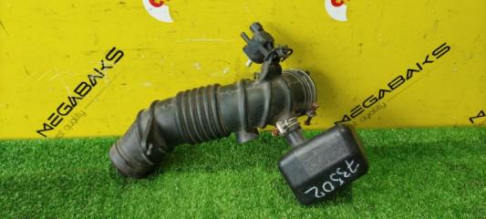 Патрубок воздушного фильтра TOYOTA VANGUARD ACA33 1788028240 3 ракурс